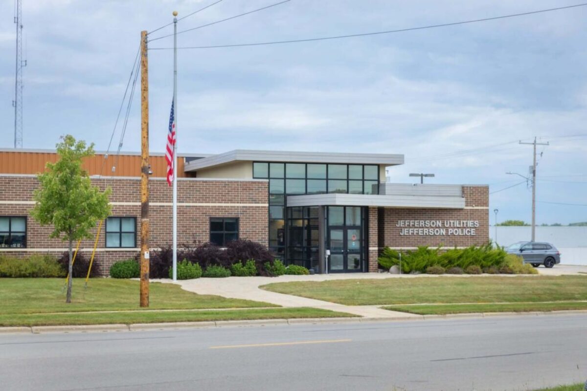 brown brick building which houses the city of jefferson electric utility